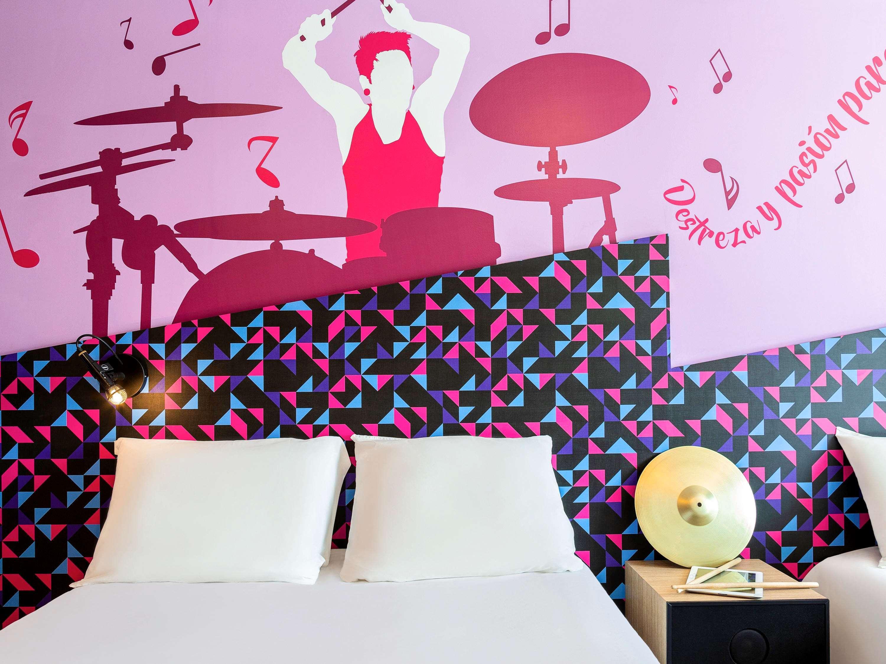 Ibis Styles Merida Galerias Extérieur photo
