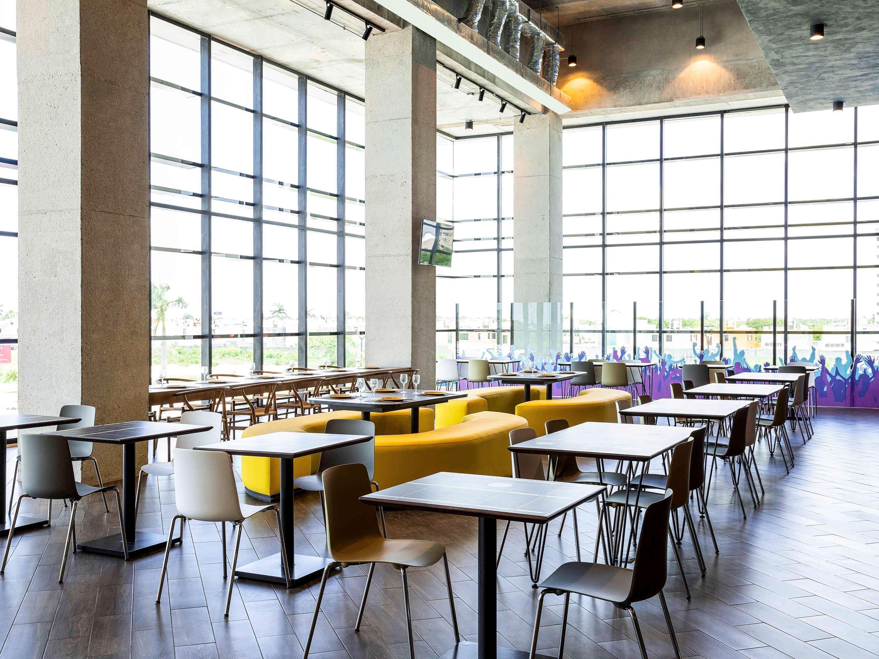Ibis Styles Merida Galerias Extérieur photo