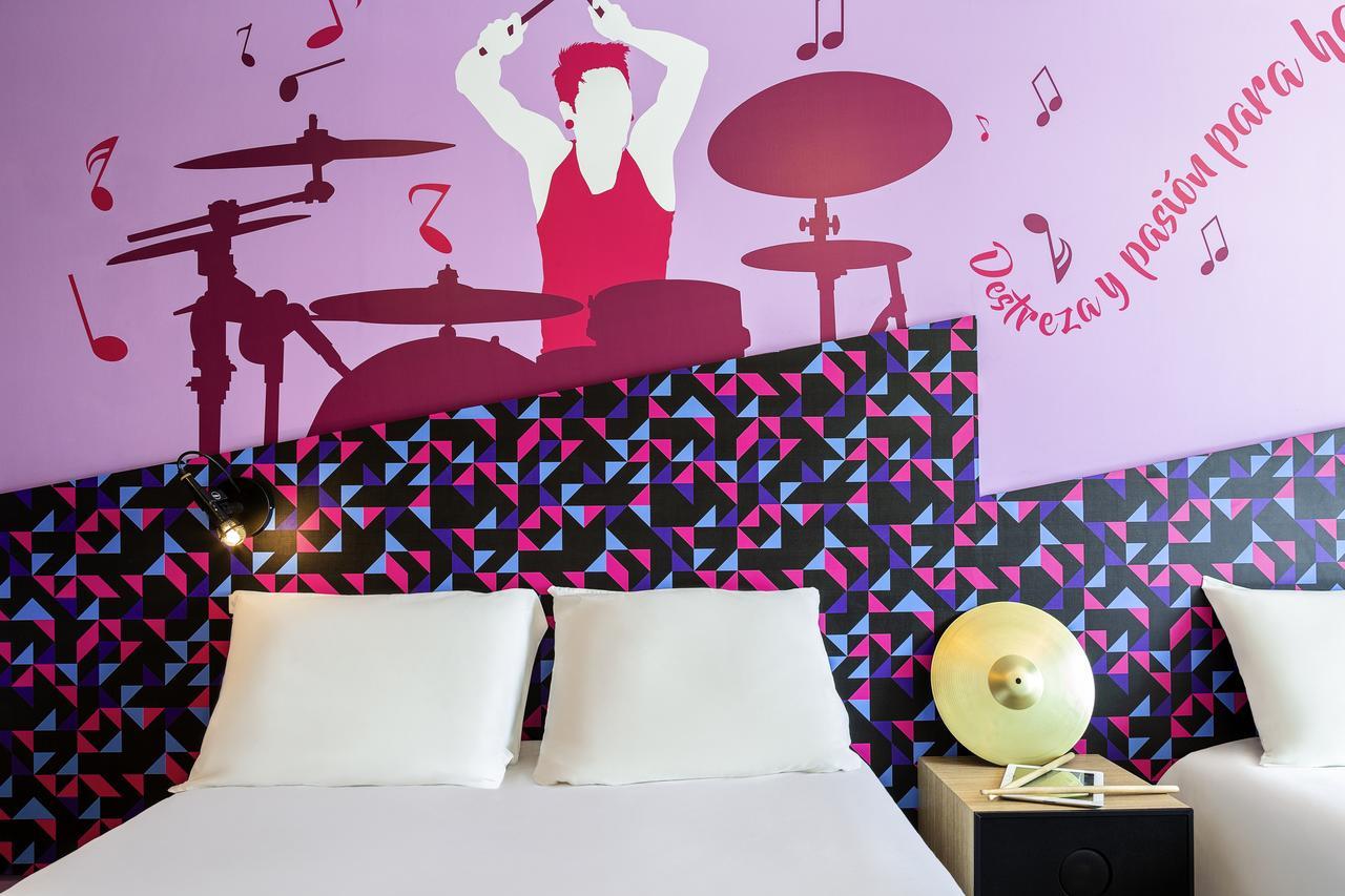 Ibis Styles Merida Galerias Extérieur photo